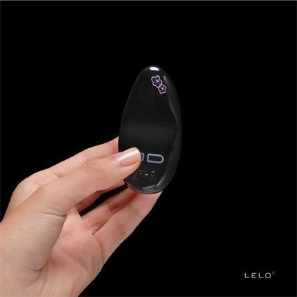 LELO Nea